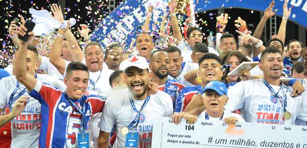Bahia bate Sport e fatura Copa do Nordeste após 15 anos