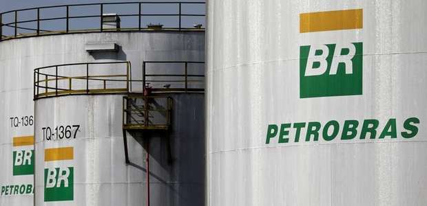 Petrobras o maior aumento no preço da gasolina em dois meses
