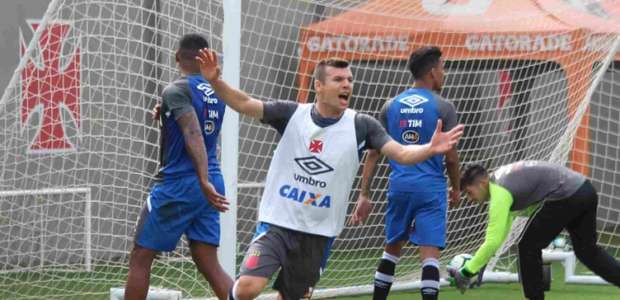 Wagner revela meta traçada pelos jogadores do Vasco no...