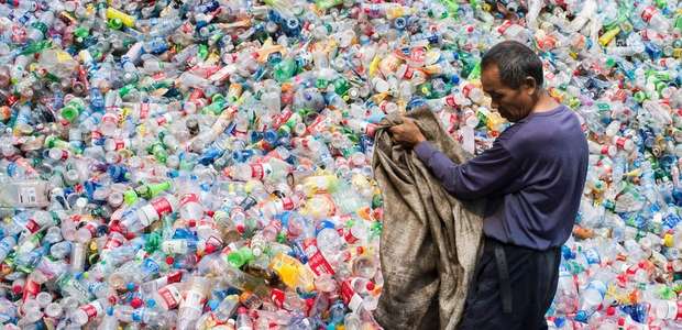 Cinco gráficos que explicam como a poluição por plástico ...