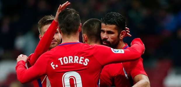 Diego Costa passa em branco, mas Atlético vence e classifica