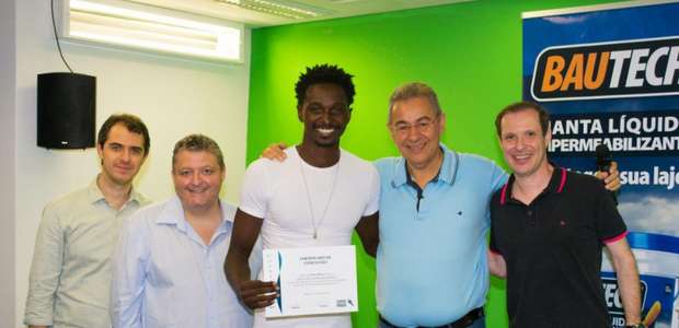 'Gato' da Copinha se forma em curso de jornalismo esportivo