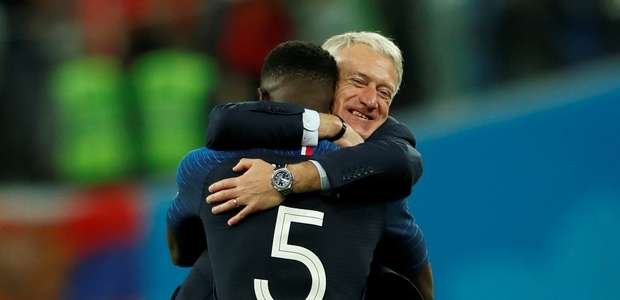 França adia sonho belga e garante primeira final sem Zidane