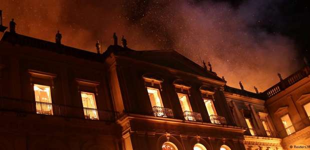 Museu Nacional precisa de R$ 50 mi para recuperar da fachada