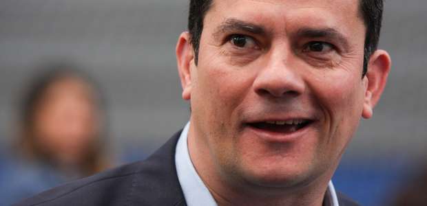 Moro aceita convite e será ministro do governo Bolsonaro