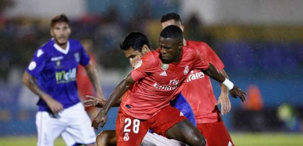 Vinícius Junior é elogiado por Solari: 'Mostrando talento'