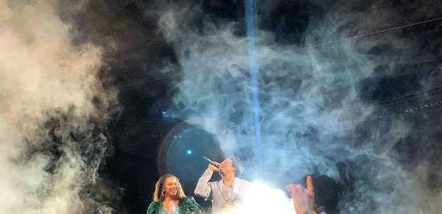 Beyoncé, Ed Sheeran e outros homenageiam Mandela em concerto