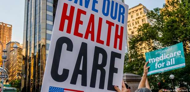 Juiz declara Obamacare inconstitucional