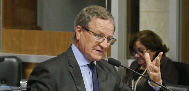 Deputado favorável à caça dirigirá Serviço Florestal do País