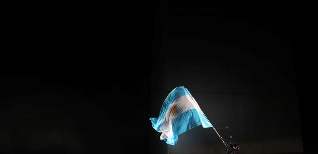 Documentário mostra 1ª escola para transgêneros do mundo