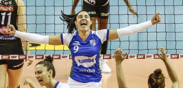 Minas bate Praia no tie-break e fica a uma vitória do título