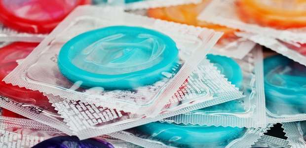 Por que jovens estão praticando menos sexo seguro