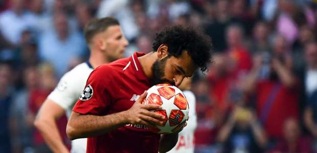 Atrás de Salah, Bruno Henrique é eleito 2º melhor jogador