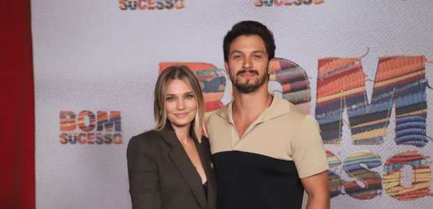 Romulo Estrela avalia ciúmes em relação: "Faz parte"