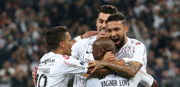 Corinthians recorda título de 1953 e provoca o Palmeiras