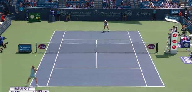 WTA Cincinnati: Barty venceu Sharapova (6-4, 6-1)