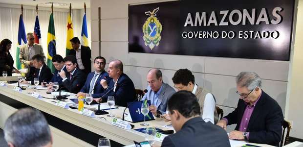 Onyx diz que governo vai iniciar regulamentação de ...