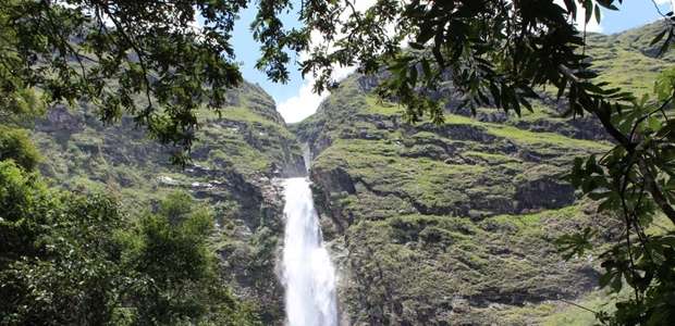 Cachoeiras, grutas e fauna exuberante na Serra da Canastra