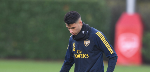 Arsenal busca classificação contra o Vitória de Guimarães