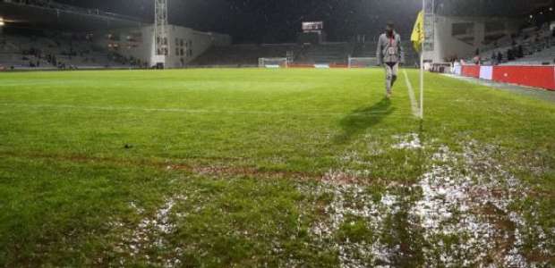 Clássico Monaco x PSG é adiado por mau tempo