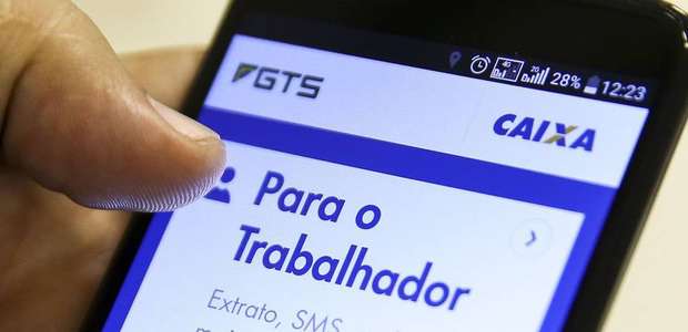 Nascidos em novembro e dezembro já podem sacar FGTS
