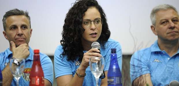 Ana Paula Oliveira assume o comando da arbitragem na FPF