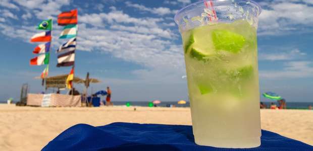 'Se beber, não nade': a perigosa ligação entre álcool e ...