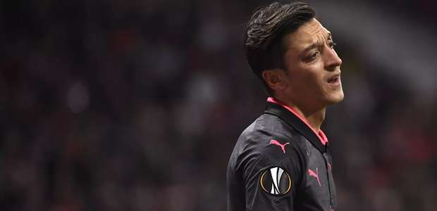 Por criticar governo chinês, Mesut Özil é removido do ...