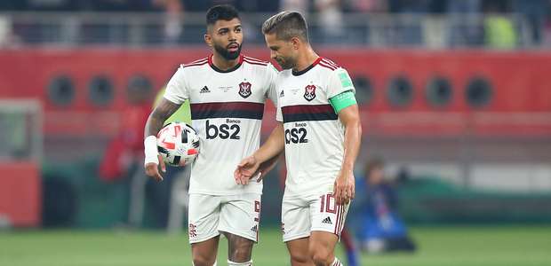 Jogadores do Flamengo lamentam derrota, mas elogiam jogo