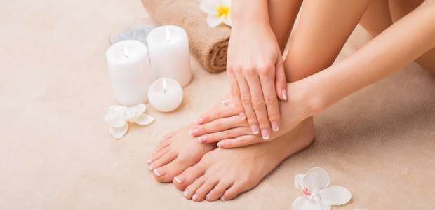 Conheça 7 dicas de cuidados com os pés, segundo podólogos