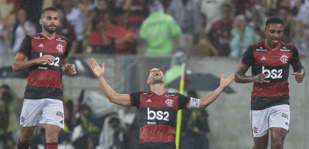 No sufoco, Flamengo vira sobre o Boavista e vence 1º turno