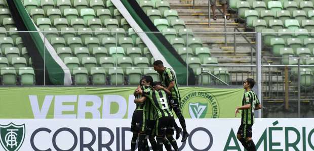 América-MG vence o Tombense e assume a ponta do Mineiro