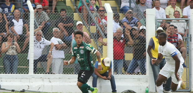 Em jogo sonolento, Coritiba vence o PSTC pelo Campeonato ...