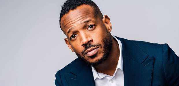 Ator de As Branquelas surge 'cool' em filme de Sofia Coppola