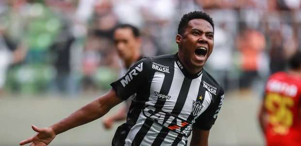 Elias aguarda teste de covid-19 para treinar pelo Santos