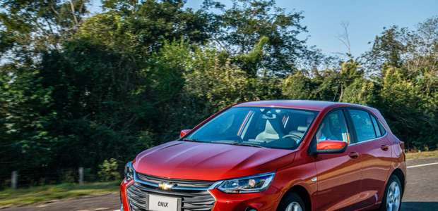 Juntos, VW Gol e Polo batem dupla Chevrolet Onix e Joy e ...