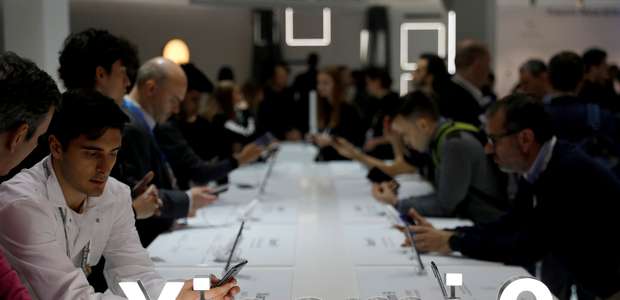 Ação da Xiaomi cai 7% após aumento de capital de US$3,9 bi