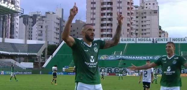 Já rebaixado, Botafogo perde para o Goiás e amplia crise