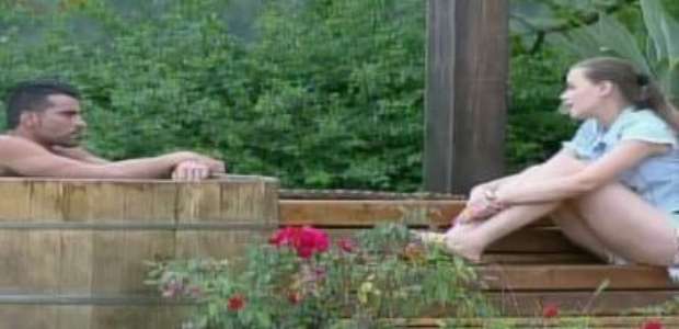 A Fazenda: Rayanne conversa com JP e Douglas fica com ciúmes