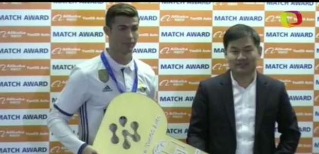 CR7 é eleito melhor jogador do Mundial de Clubes