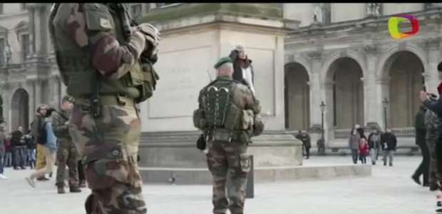 França mobiliza 96 mil agentes para noite de Ano Novo