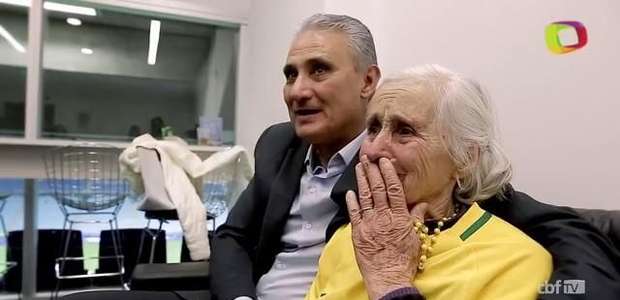 "Meu filho mereceu estar onde está", diz mãe de Tite