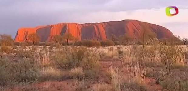Famoso monólito australiano, Uluru será fechado para escalas