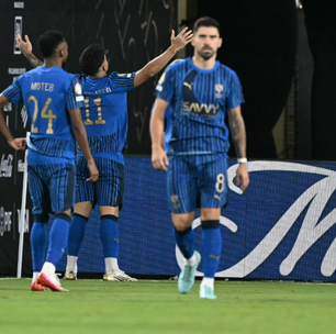 Al Hilal abre 3 a 2 contra o Manchester City na prorrogação; siga