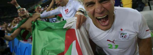 Argelinos festejam classificação e vitória contra Rússia