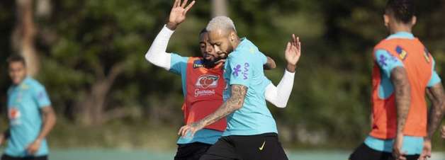 Neymar sente a coxa e desfalca Brasil contra Argentina