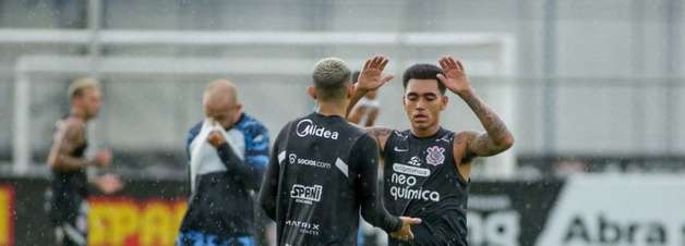 Du Queiroz cresce na pré-temporada e pode ser uma das surpresas do Corinthians para o início do ano
