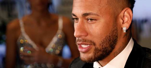 "Eu rio", diz presidente do PSG sobre Neymar no Real Madrid
