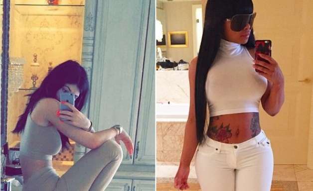 Kylie Jenner copia look de 'rival' e é criticada: "obcecada"