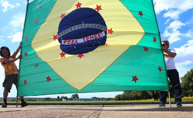 Brasília reduz bloqueio na Esplanada dos Ministérios